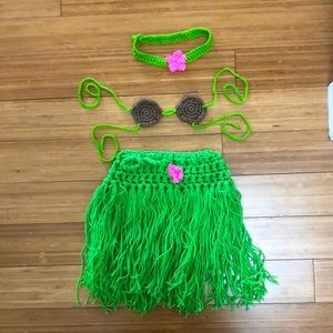 Baby hula costume